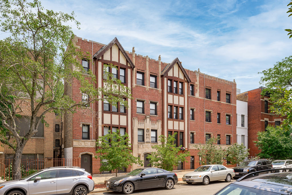 1807-09 N. Lincoln Park West